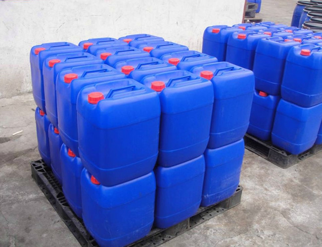 夏季工业污水专用消泡剂的添加方法和储存